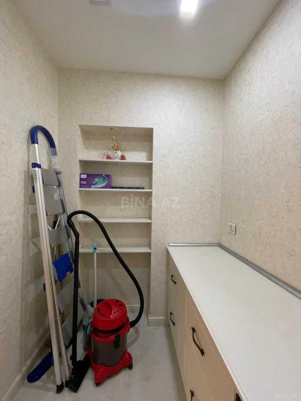 Kirayə verilir 3 otaqlı mənzil 170 m²