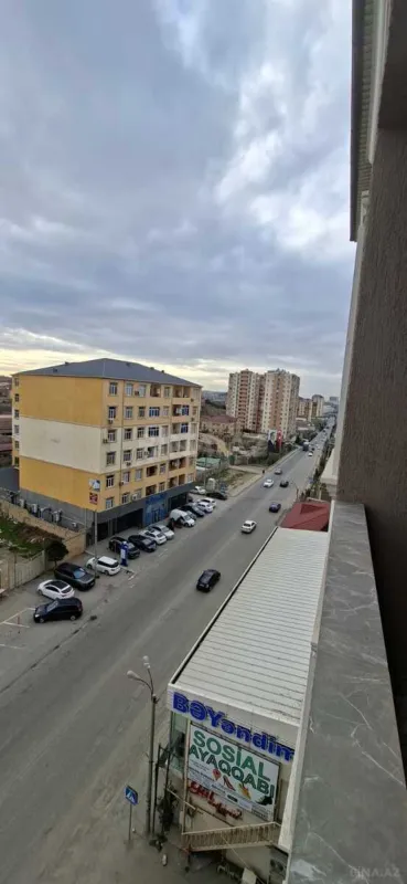 Satılır 2 otaqlı mənzil 63 m²