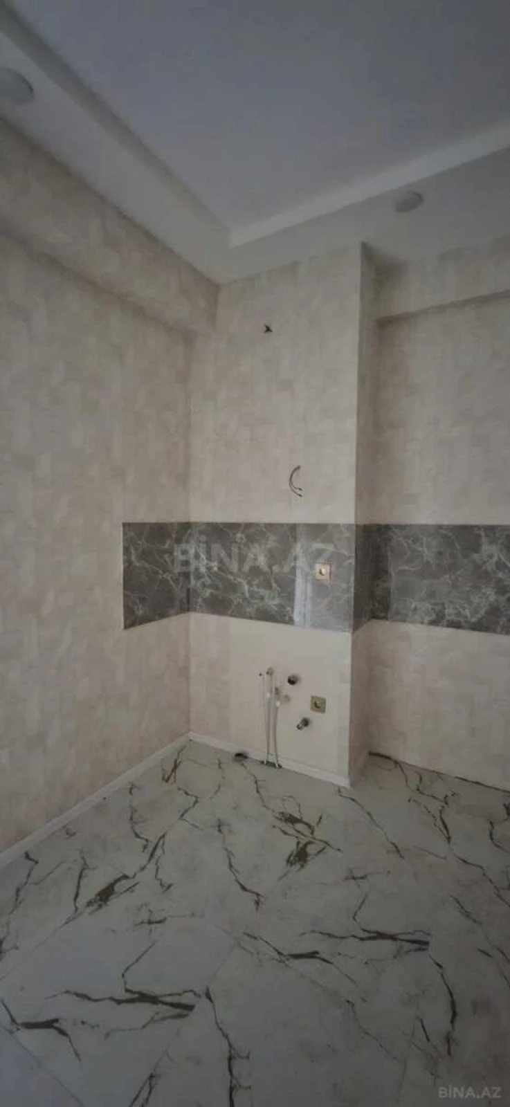 Satılır 2 otaqlı mənzil 63 m²