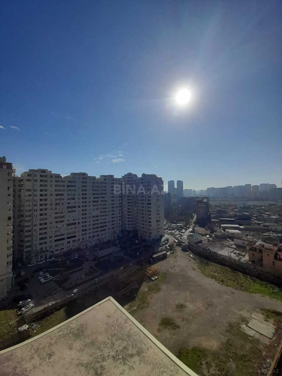 Satılır 3 otaqlı mənzil 148 m²