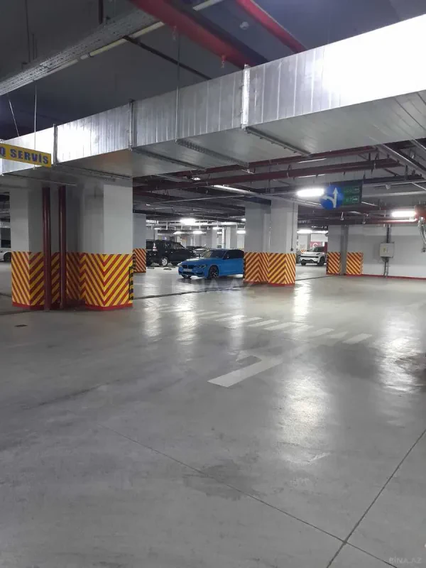 Satılır 3 otaqlı mənzil 148 m²