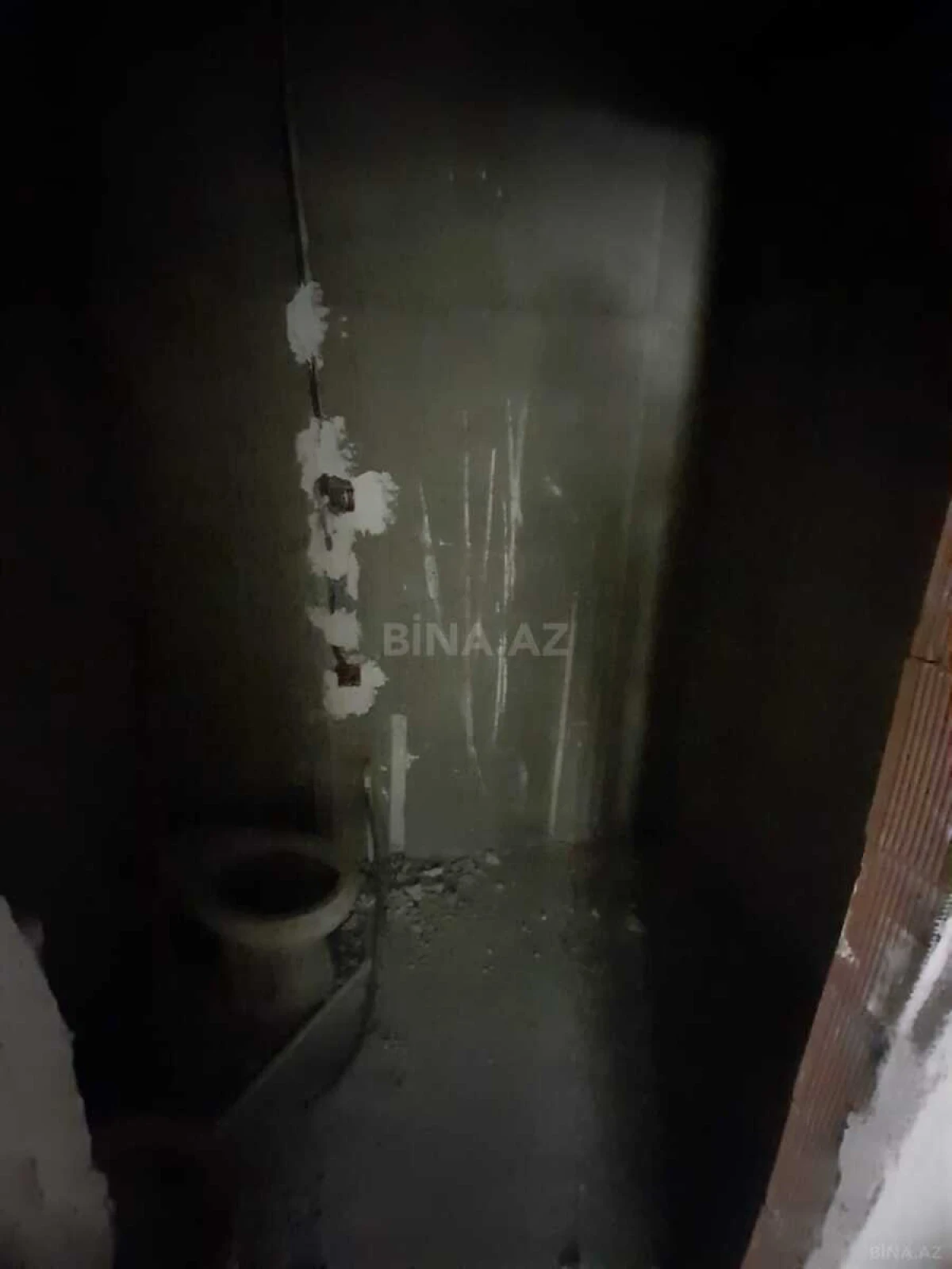 Satılır 3 otaqlı mənzil 148 m²