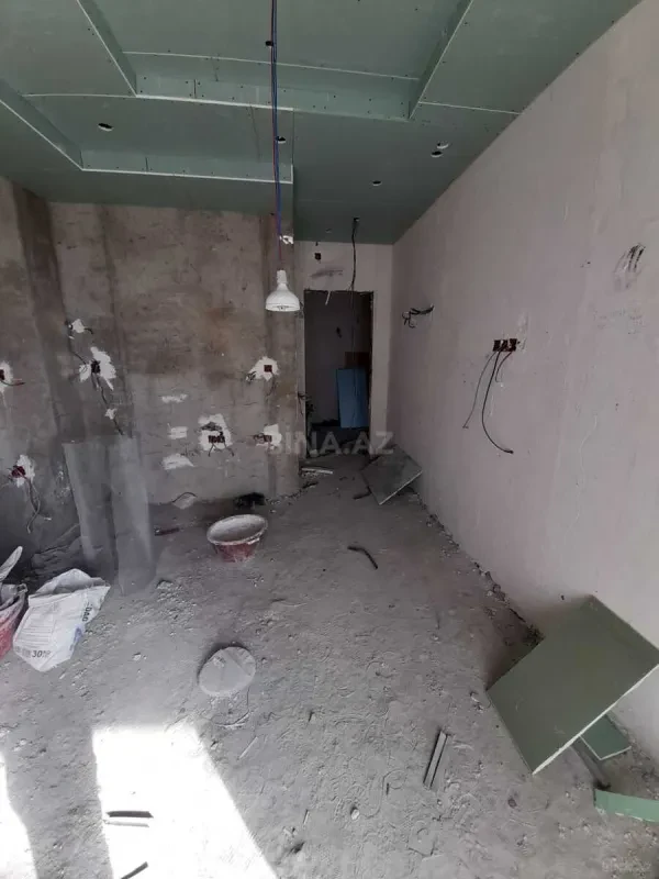Satılır 3 otaqlı mənzil 148 m²