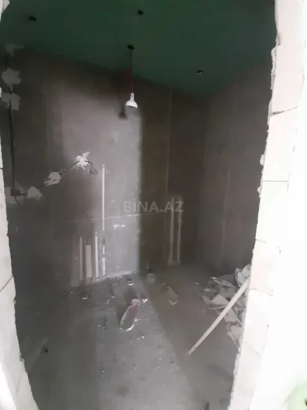 Satılır 3 otaqlı mənzil 148 m²