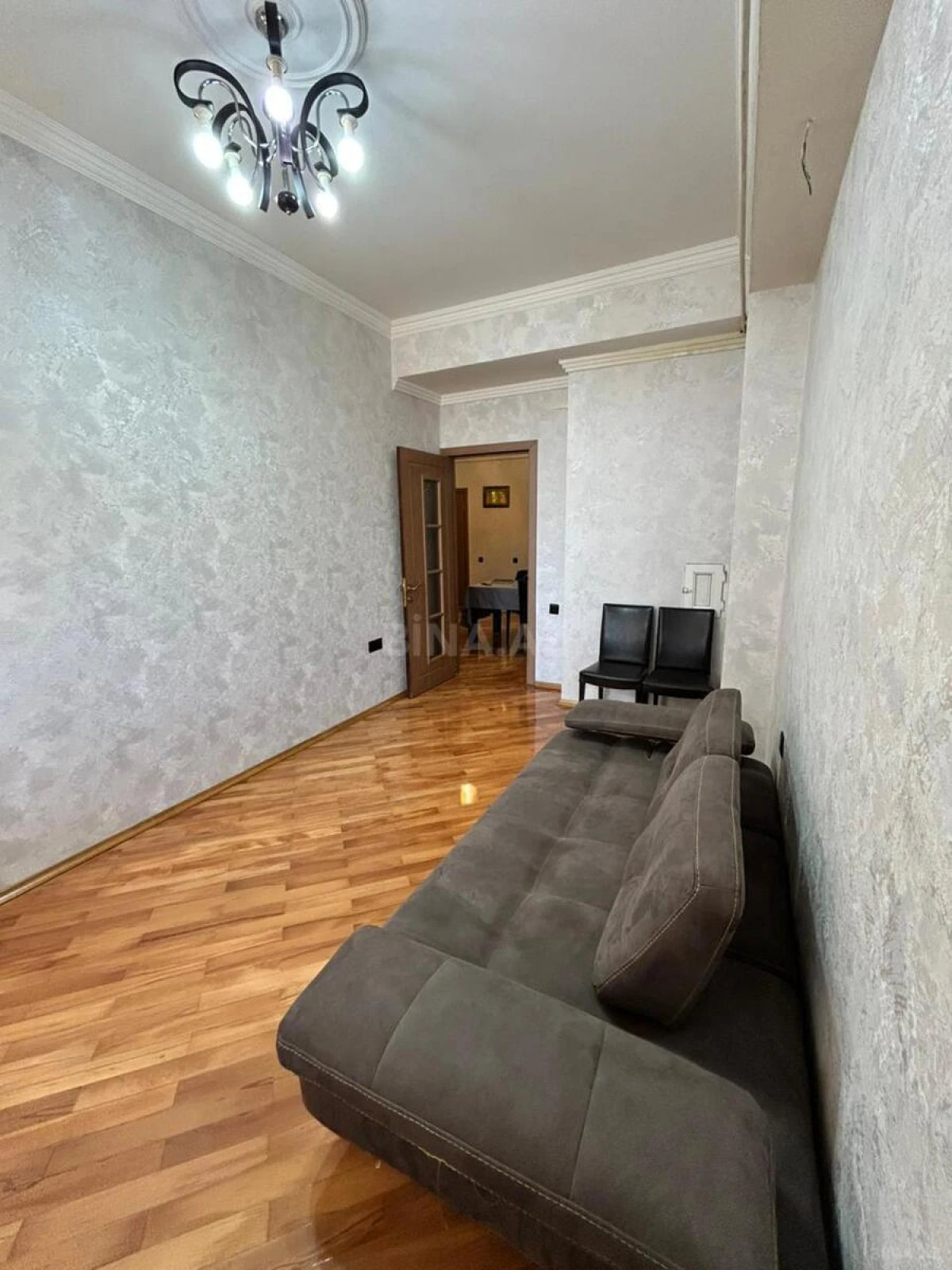 Kirayə verilir 3 otaqlı mənzil 87 m²