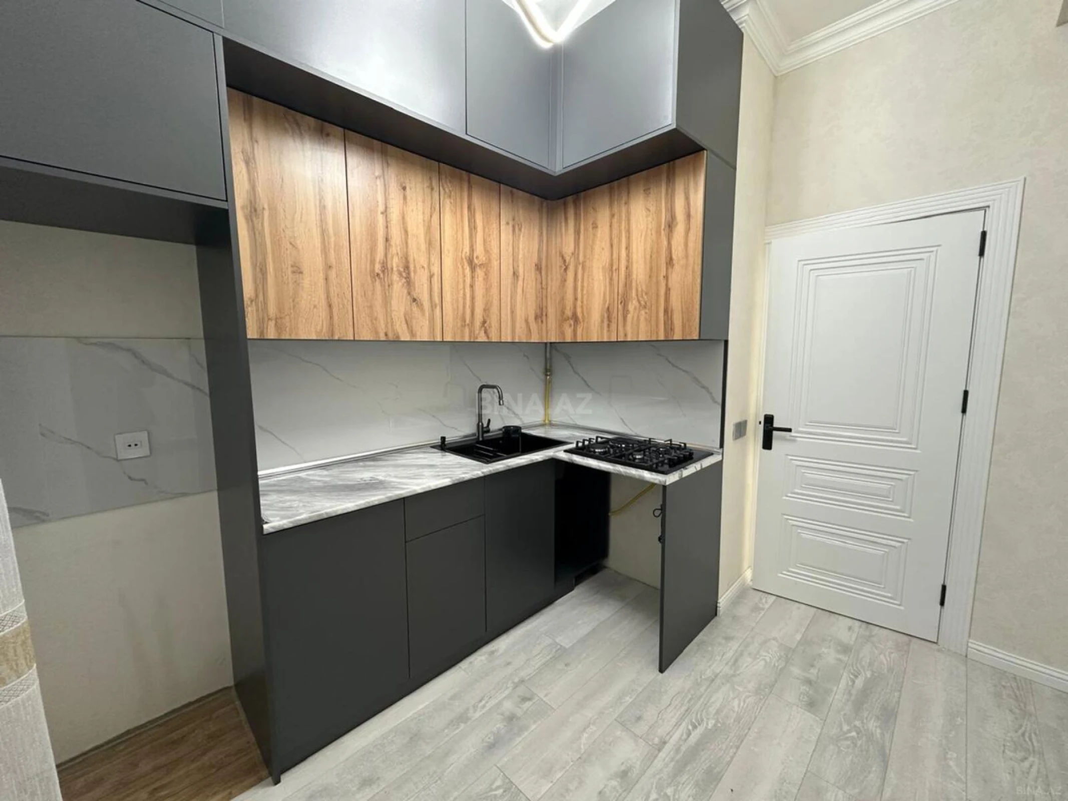 Satılır 2 otaqlı mənzil 63 m²