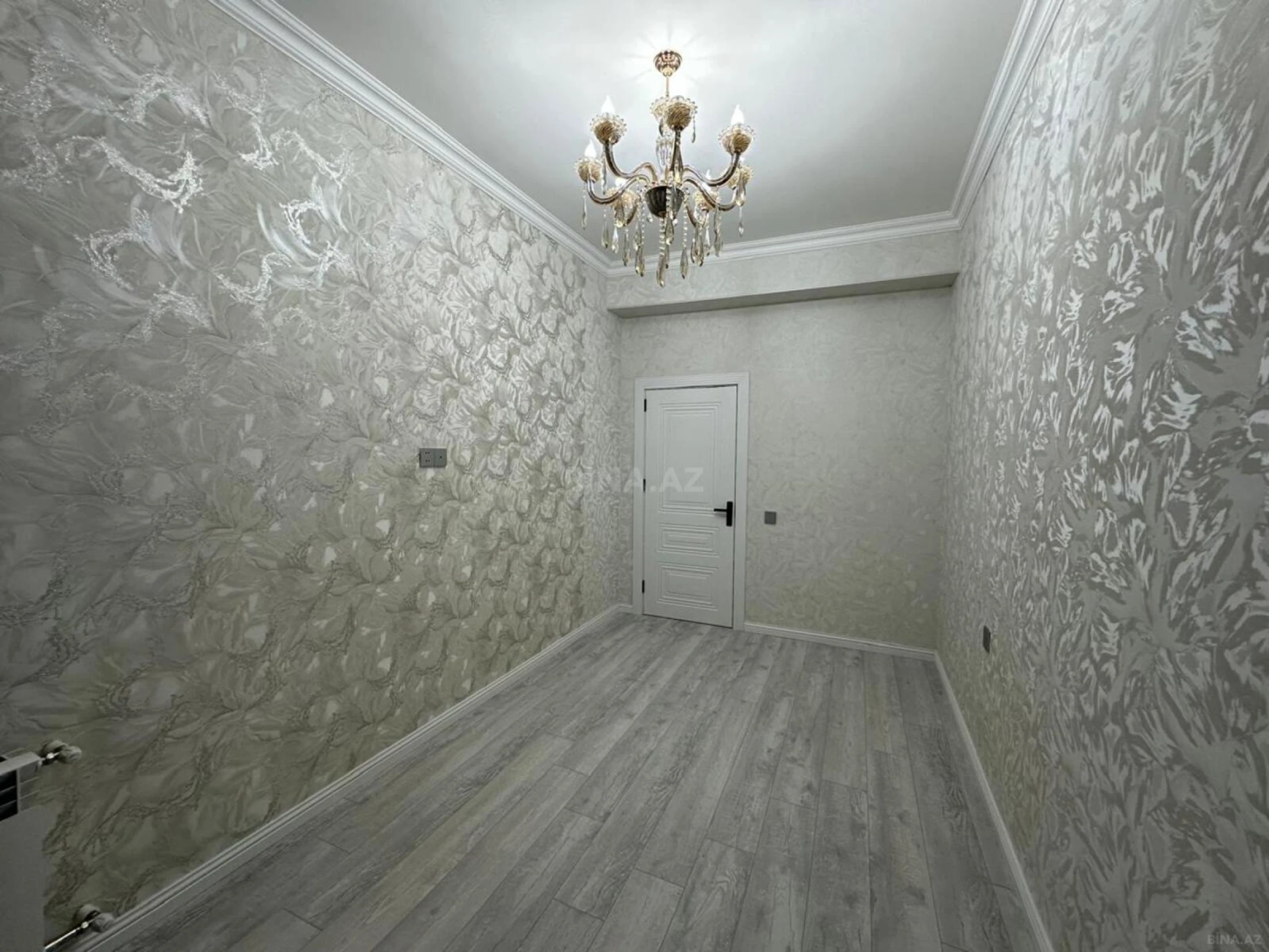 Satılır 2 otaqlı mənzil 63 m²