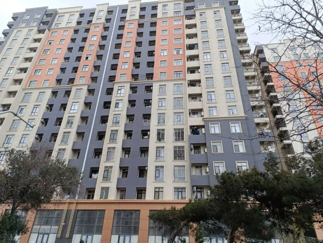 Satılır 2 otaqlı mənzil 63 m²
