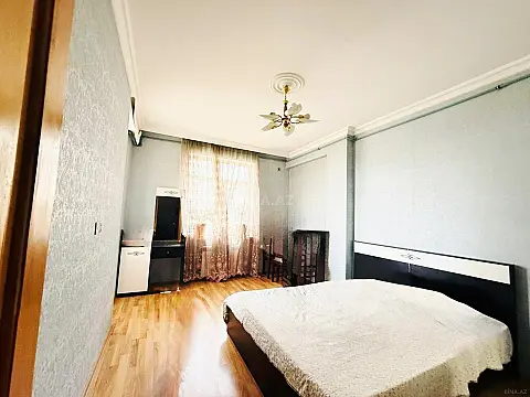Satılır 2 otaqlı mənzil 65 m²