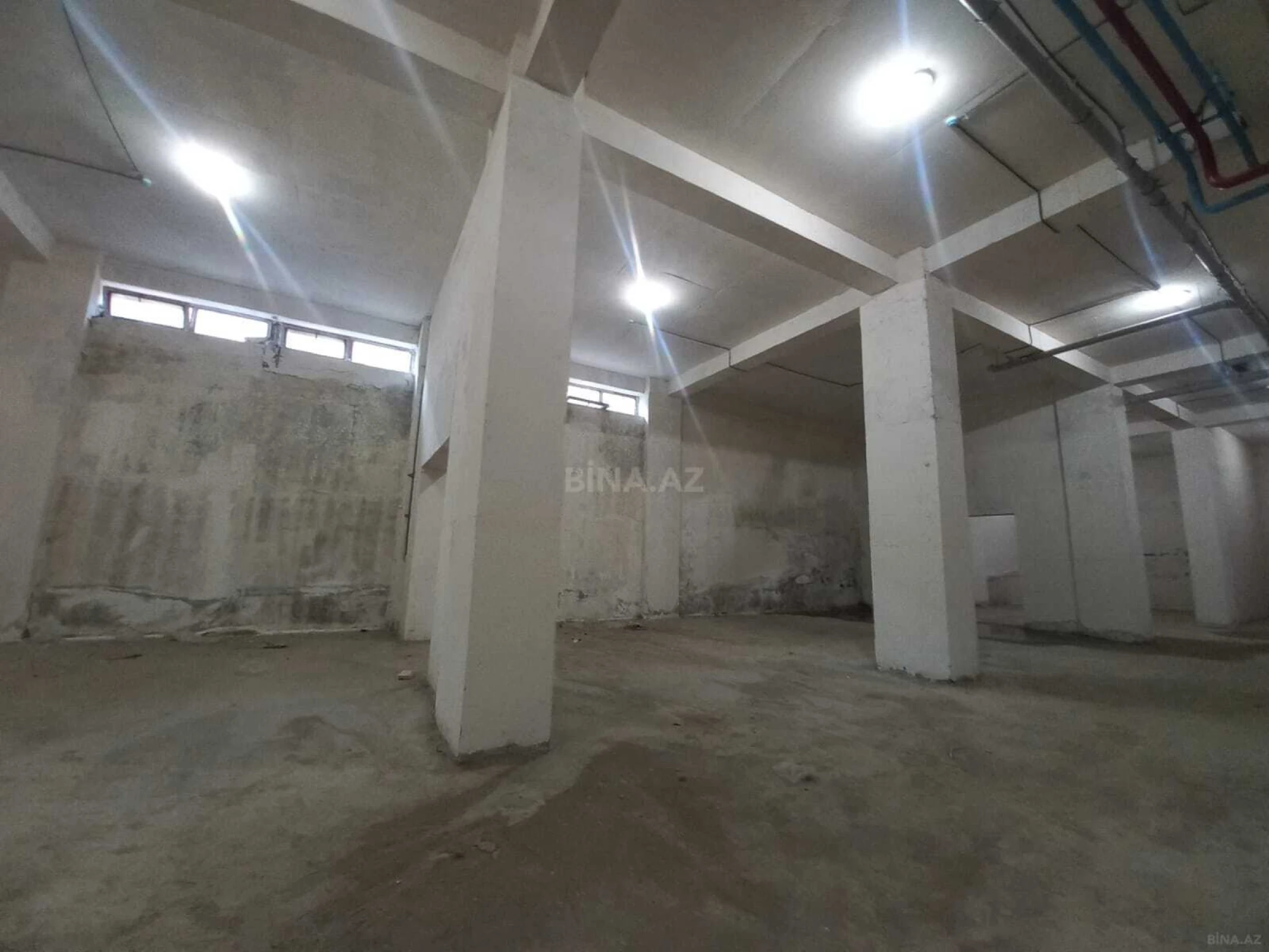 Satılır obyekt 2000 m²