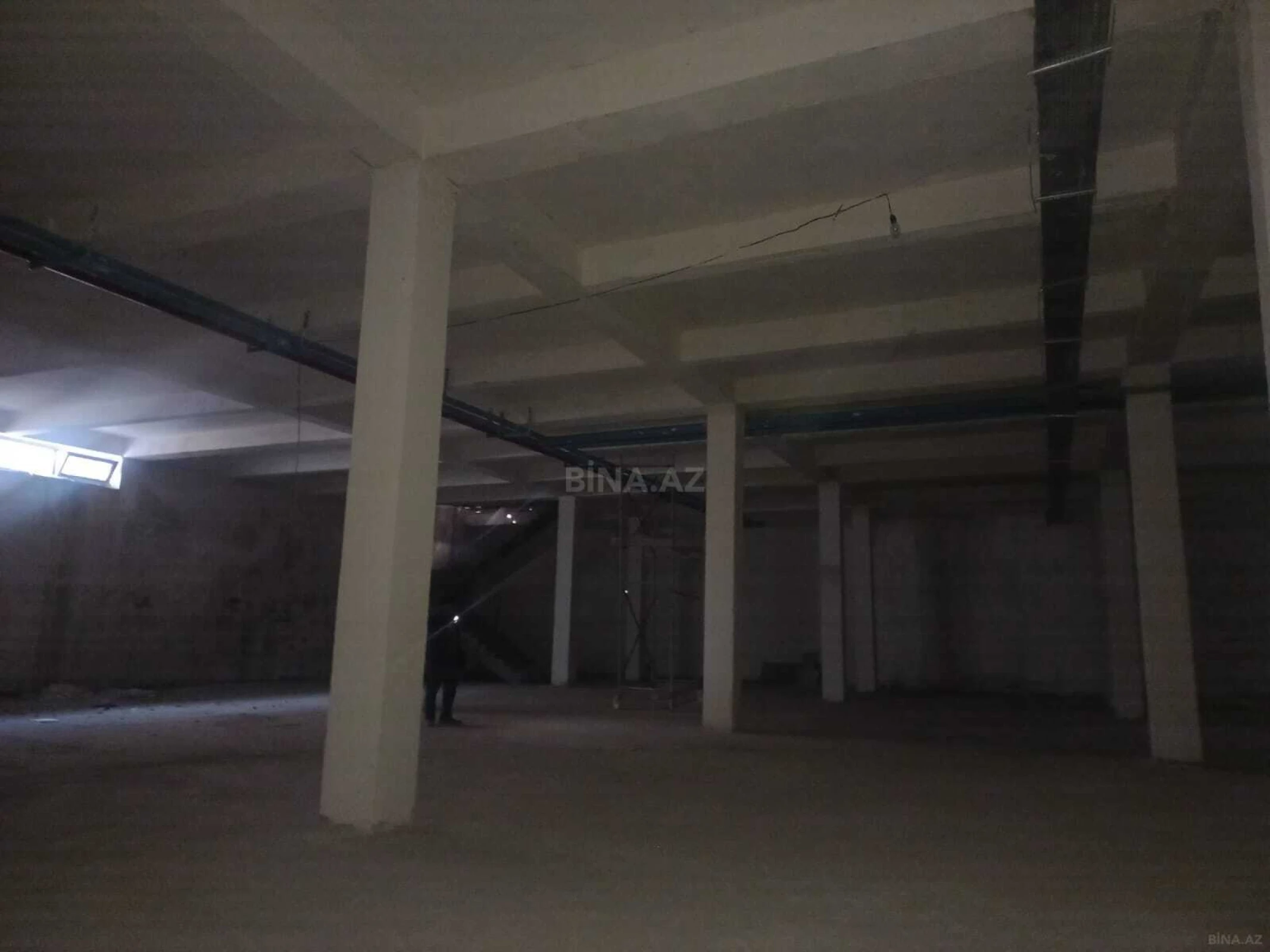 Satılır obyekt 2000 m²