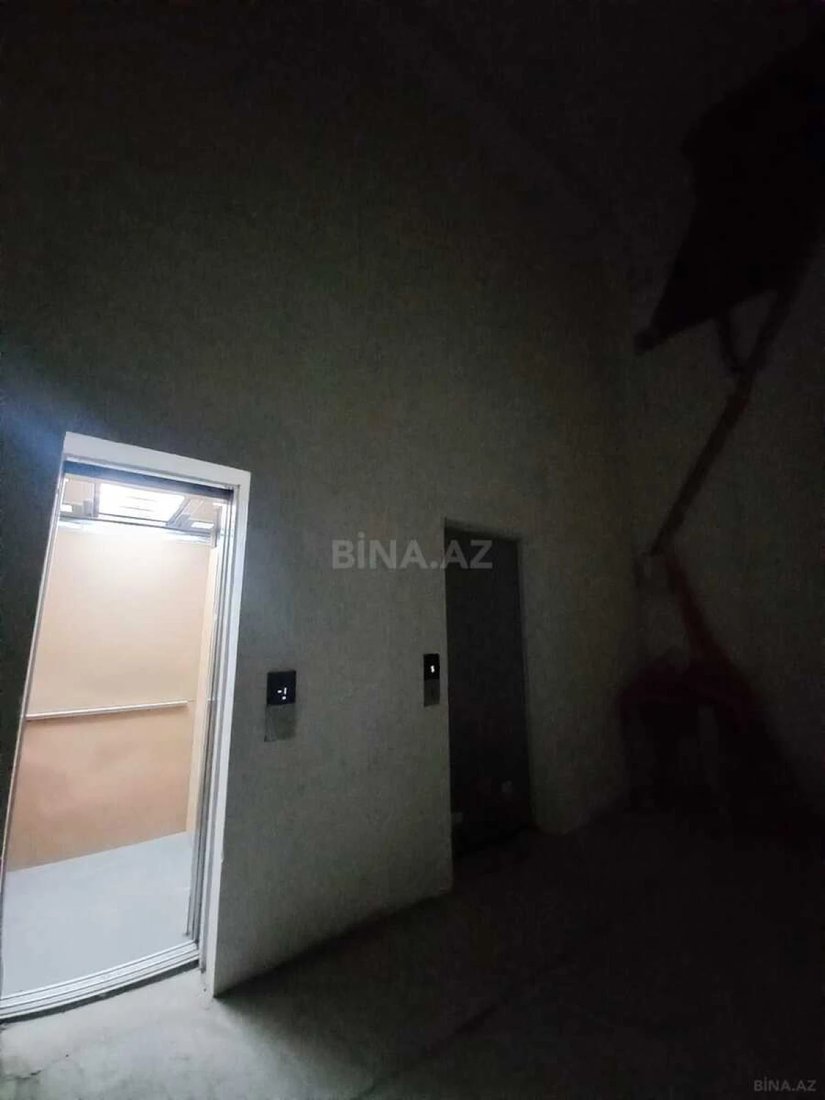 Satılır obyekt 2000 m²