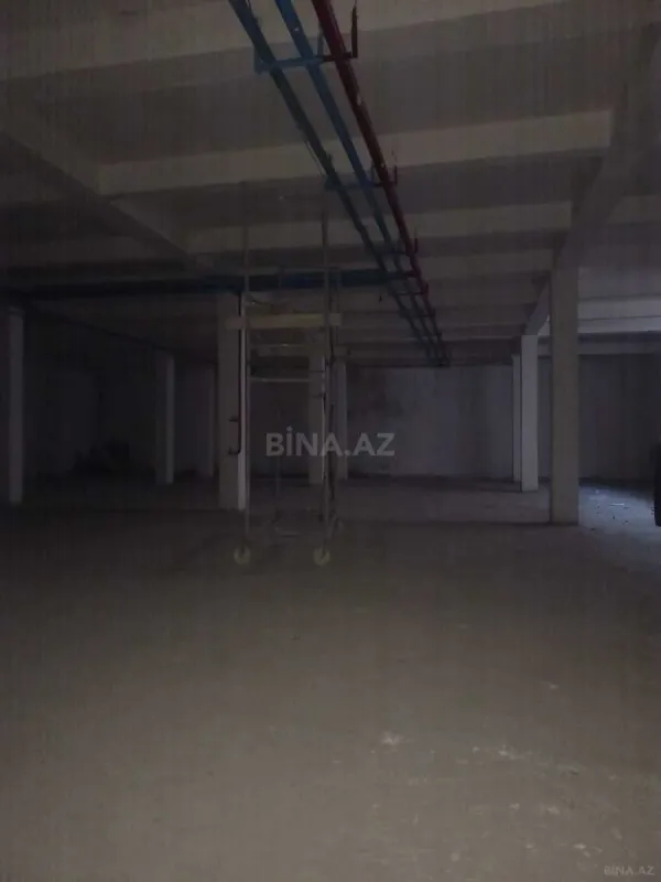 Satılır obyekt 2000 m²