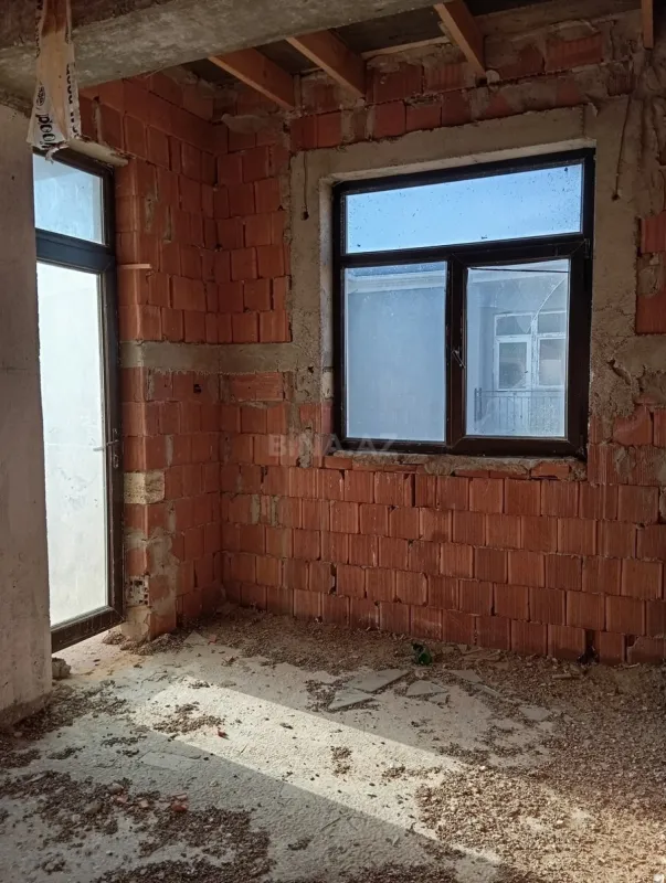 Satılır 3 otaqlı mənzil 88 m²