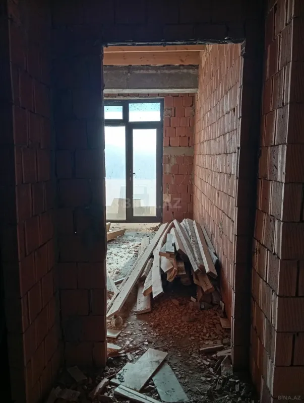 Satılır 3 otaqlı mənzil 88 m²