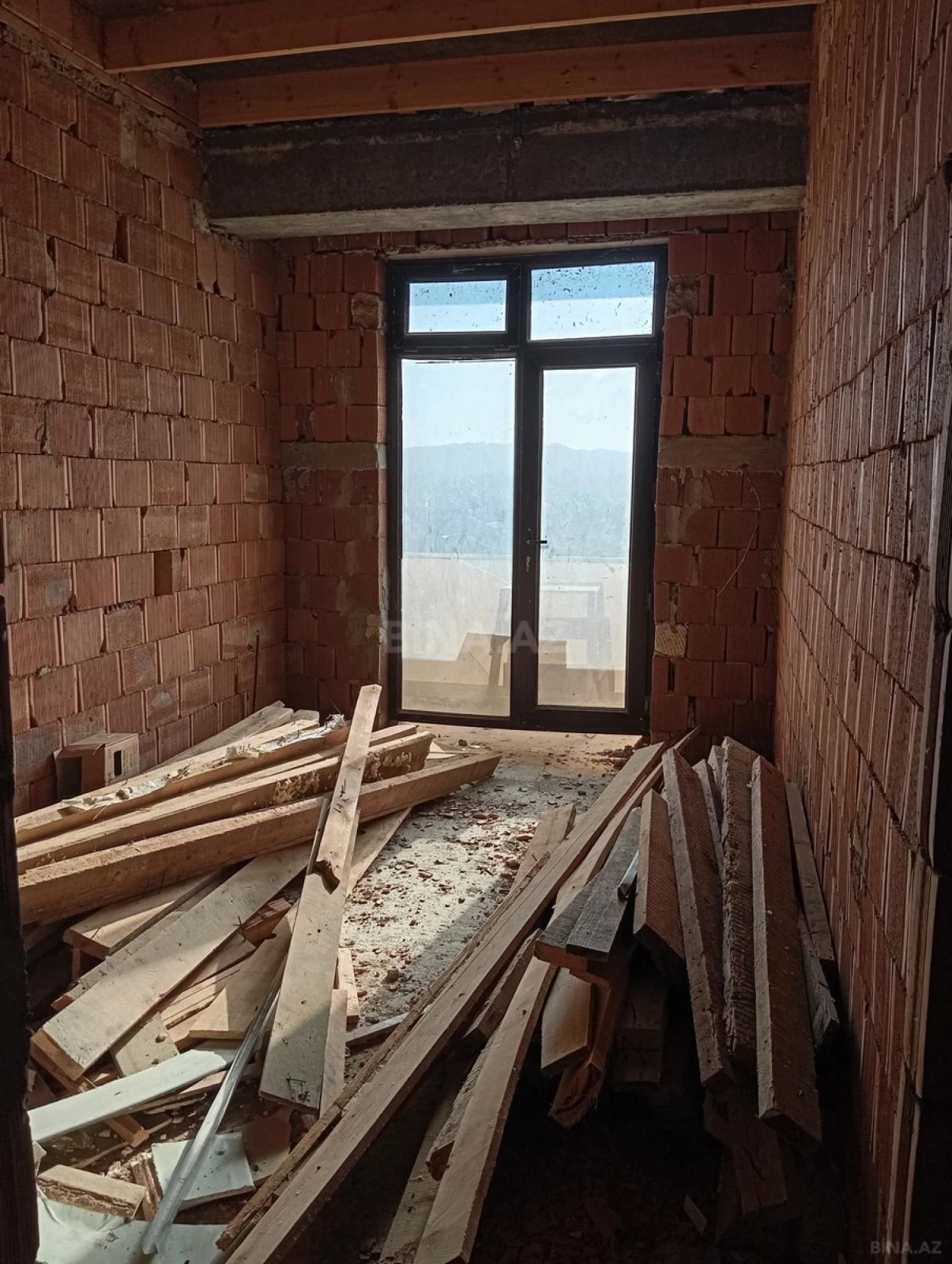 Satılır 3 otaqlı mənzil 88 m²