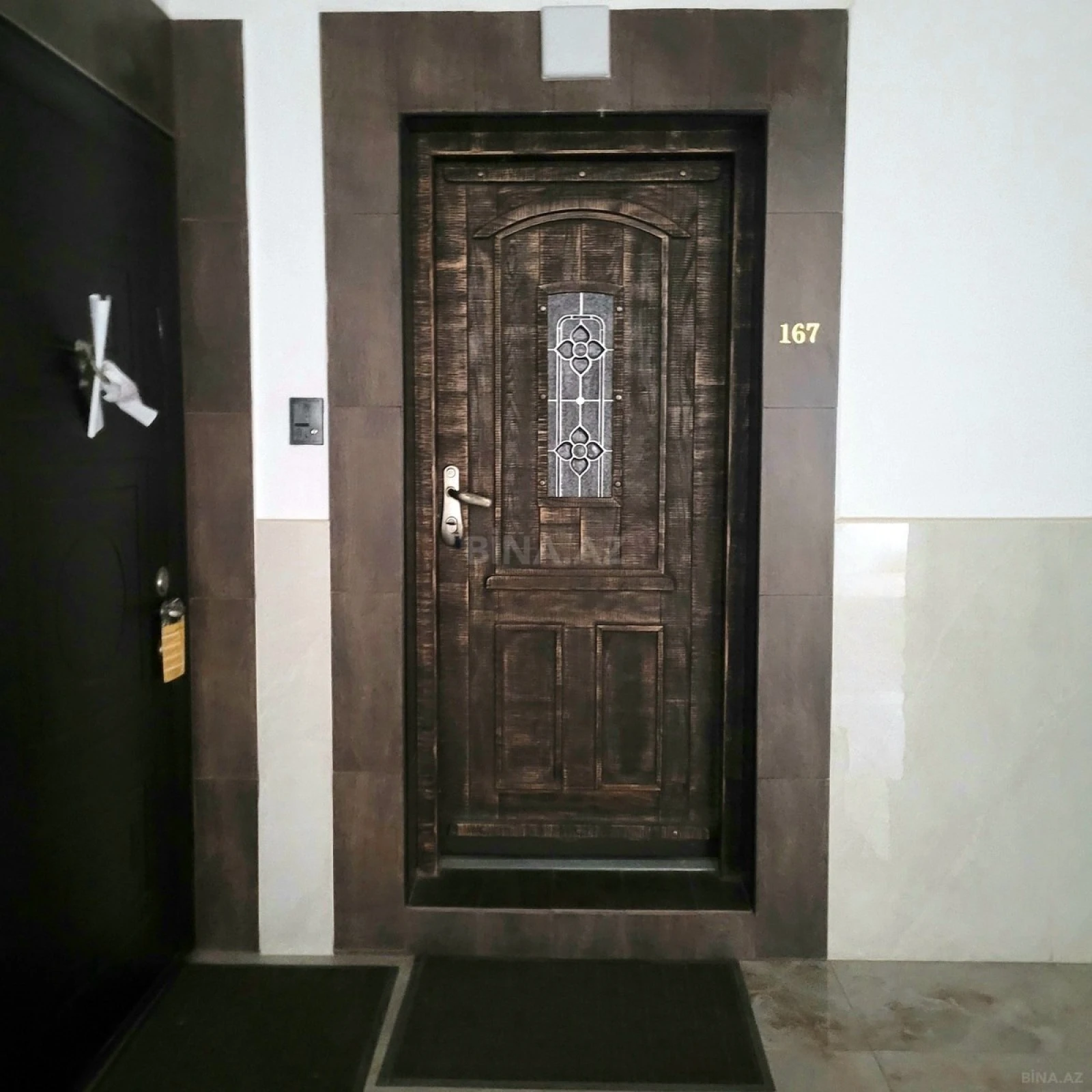 Satılır 2 otaqlı mənzil 92 m²