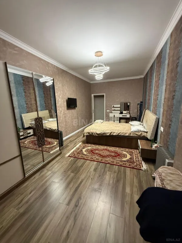 Satılır 3 otaqlı mənzil 96 m²