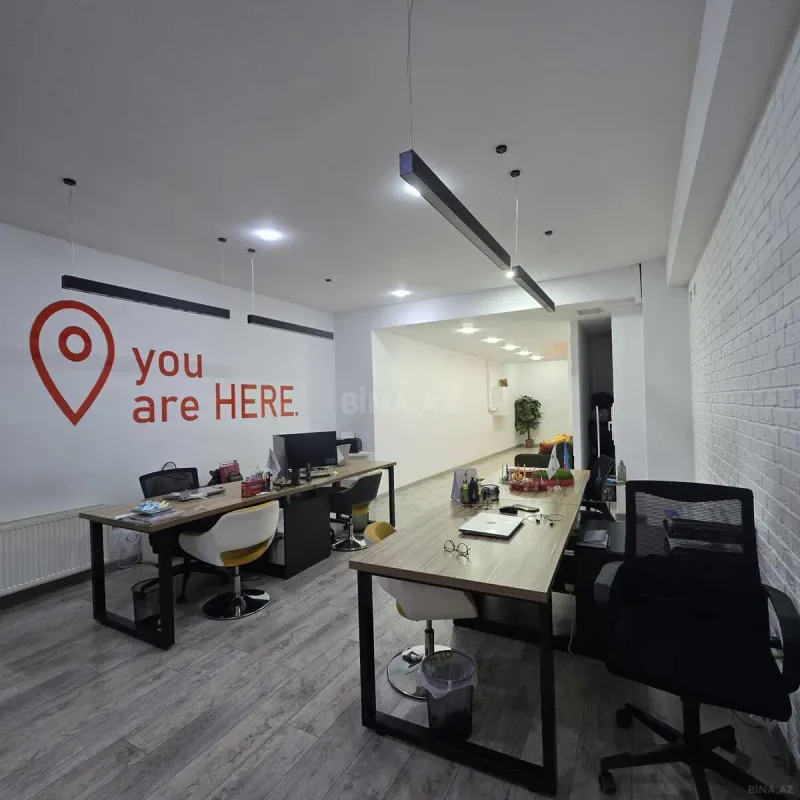 Satılır 9 otaqlı ofis 370 m²