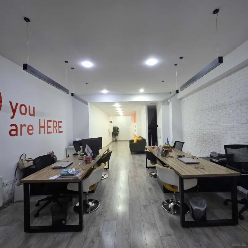 Satılır 9 otaqlı ofis 370 m²