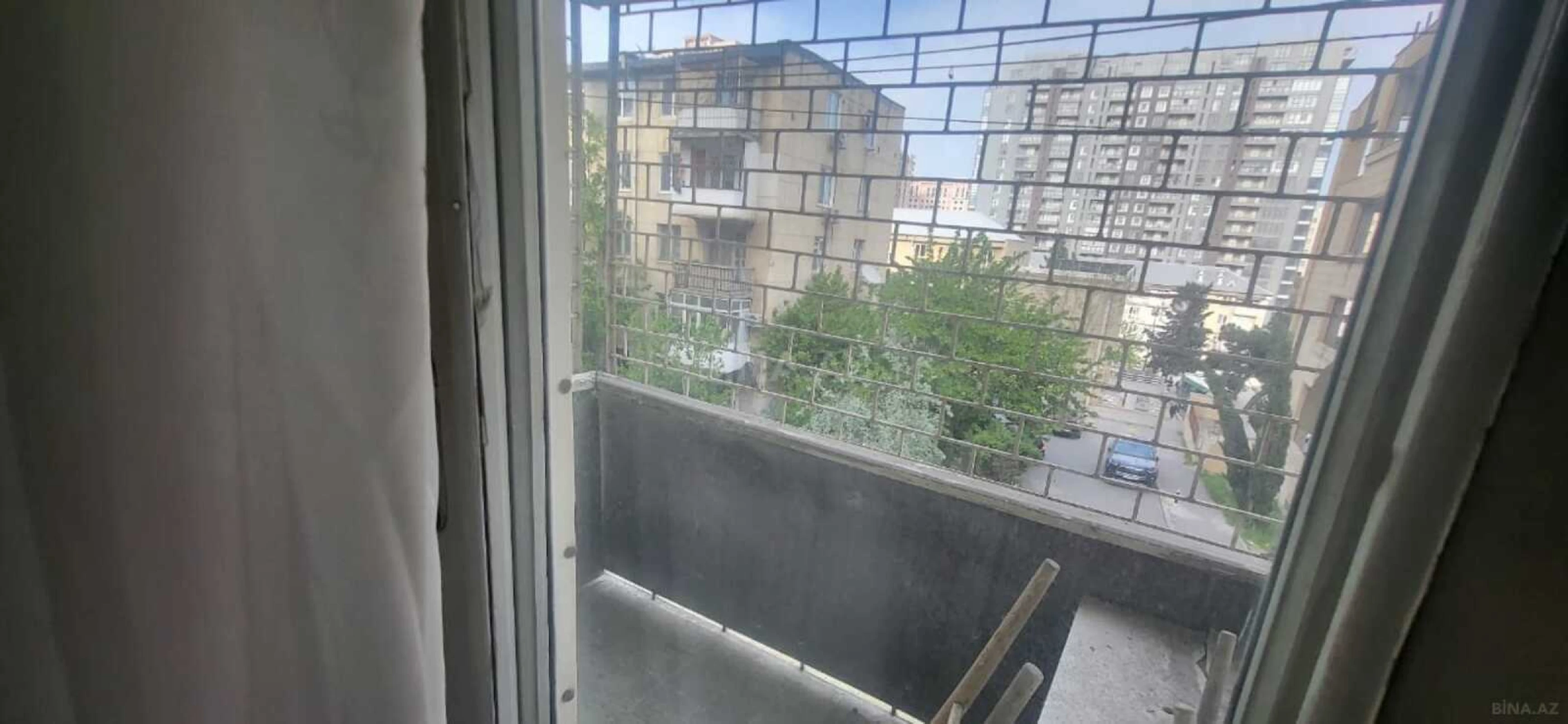 Satılır 3 otaqlı mənzil 87 m²