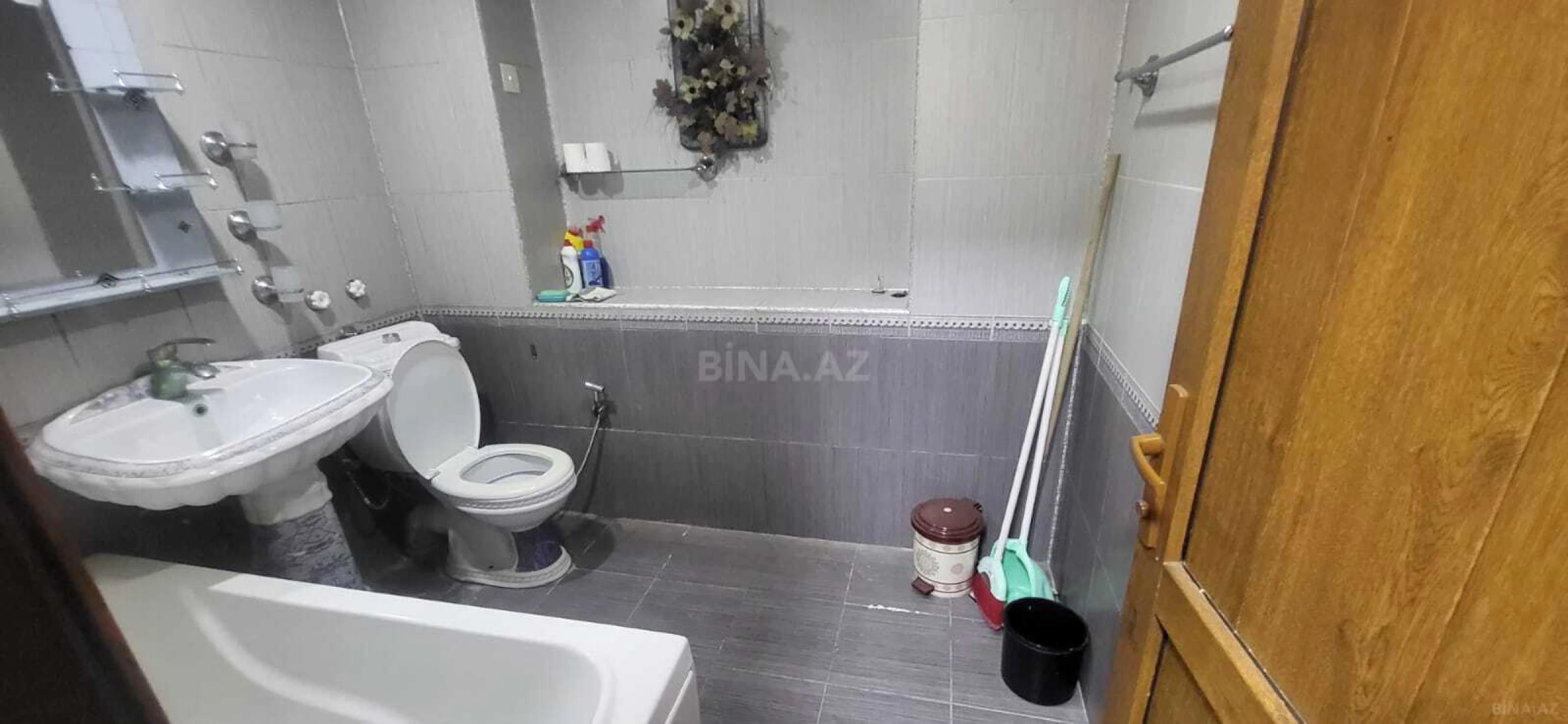 Satılır 3 otaqlı mənzil 87 m²