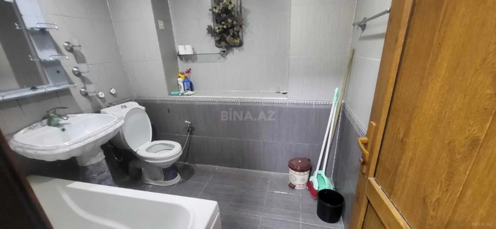 Satılır 3 otaqlı mənzil 87 m²