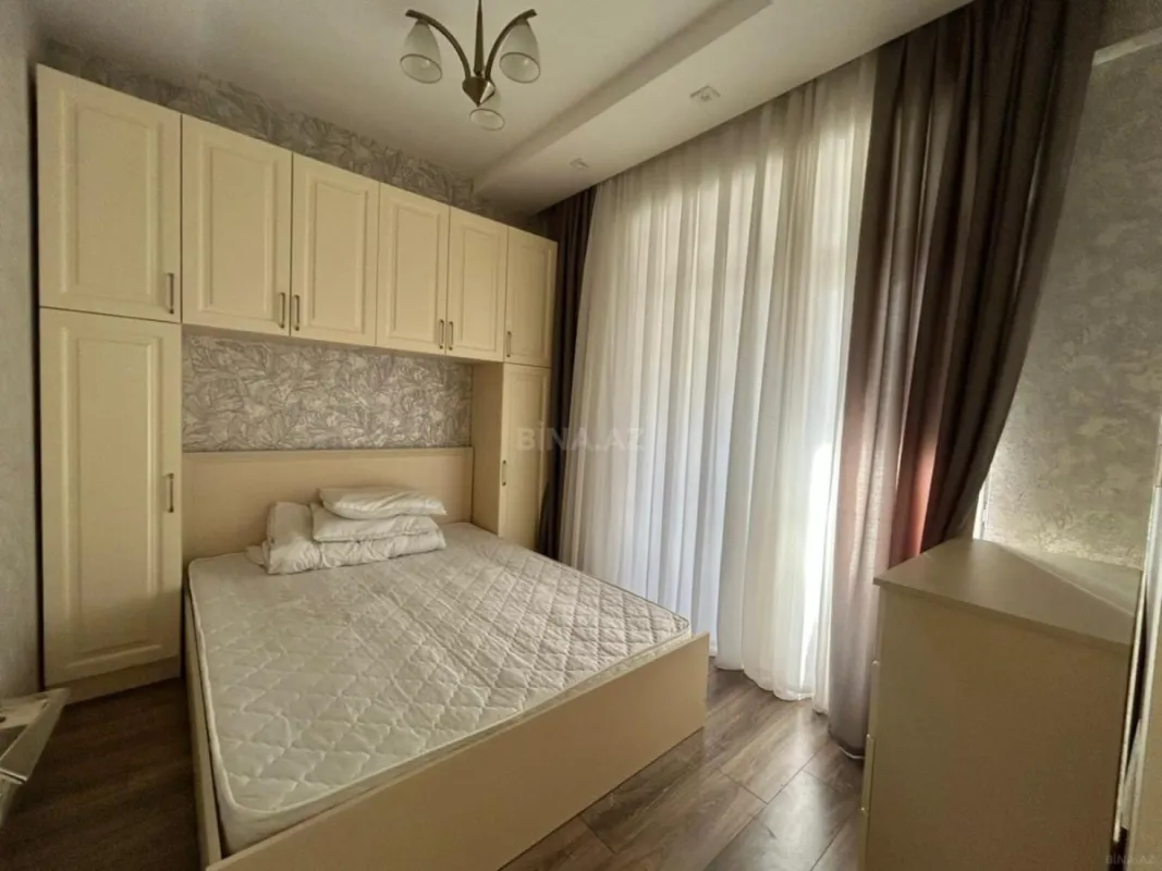 Kirayə verilir 2 otaqlı mənzil 60 m²