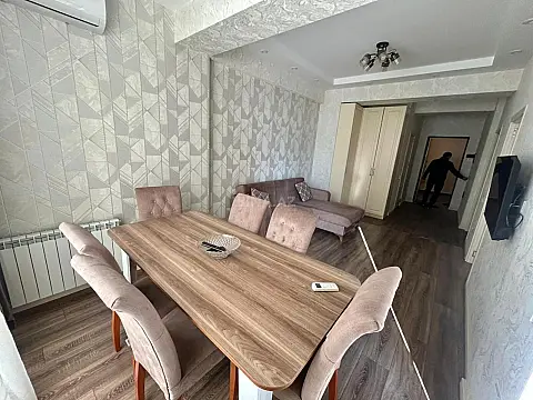 Kirayə verilir 2 otaqlı mənzil 60 m² — Bakı 2 otaq 60.00 m²