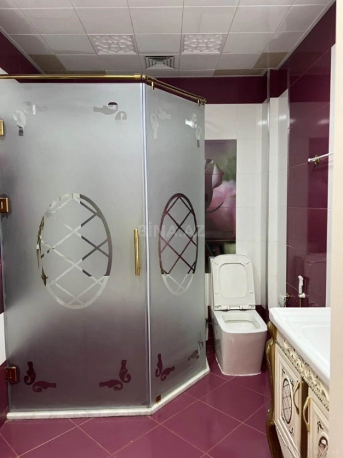 Satılır 3 otaqlı mənzil 150 m²