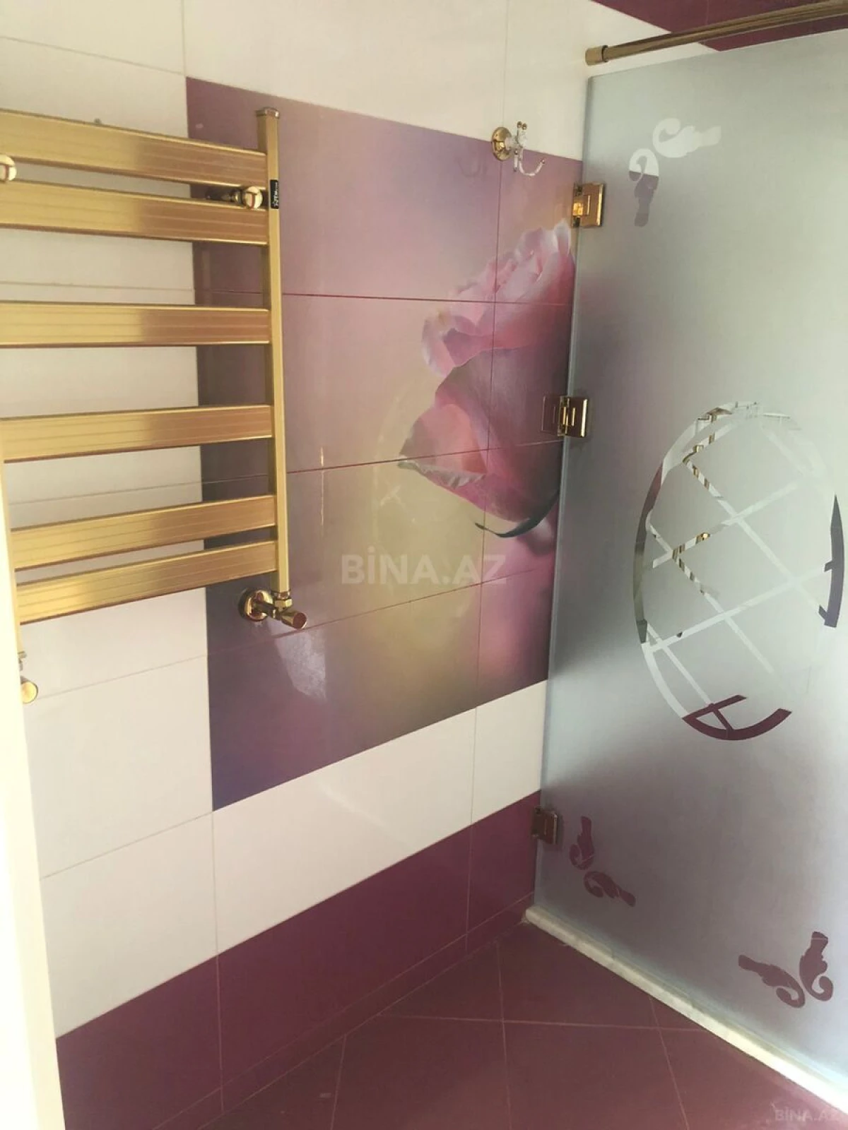 Satılır 3 otaqlı mənzil 150 m²