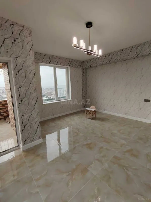 Satılır 3 otaqlı mənzil 150 m²