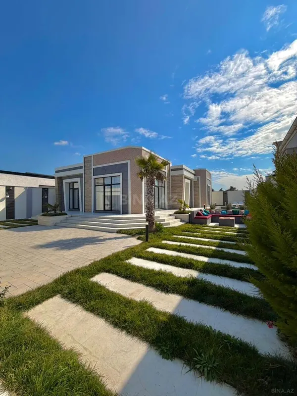 Satılır 5 otaqlı həyət evi 220 m²