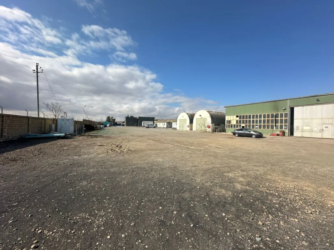 Kirayə verilir obyekt 550 m²