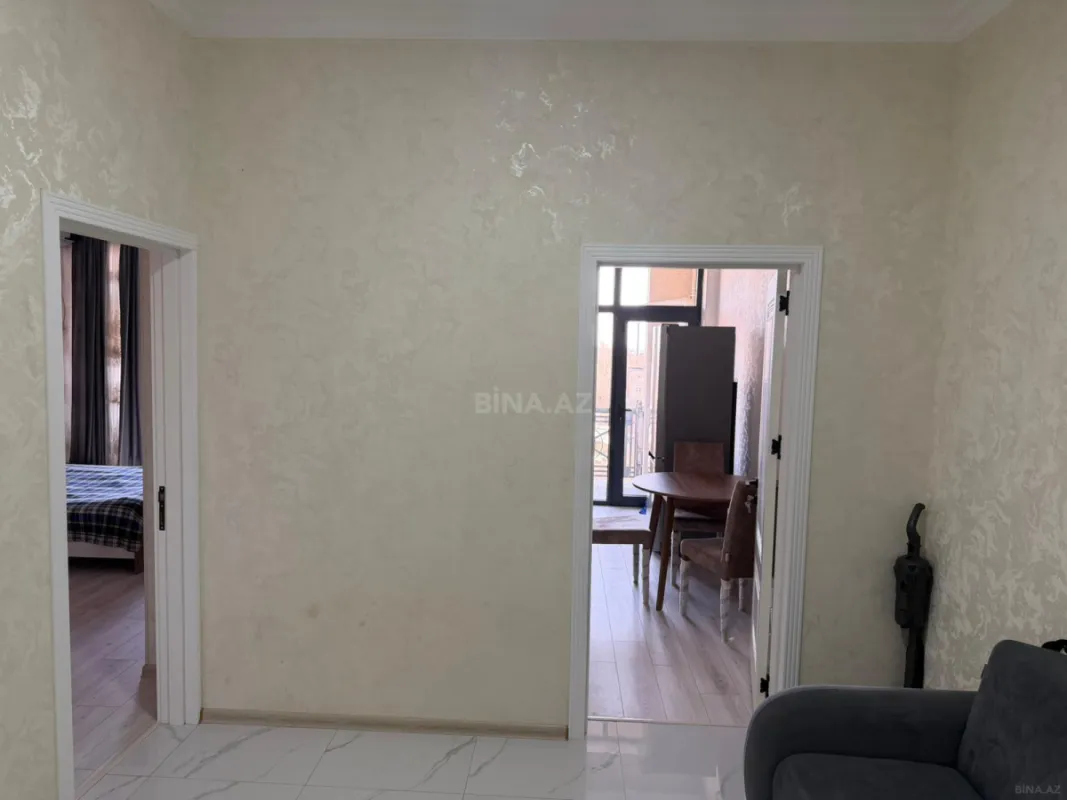 Satılır 2 otaqlı mənzil 70 m²