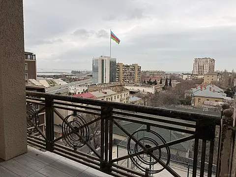 Satılır 2 otaqlı mənzil 70 m² — Bakı, Səbail 2 otaq 70.00 m²