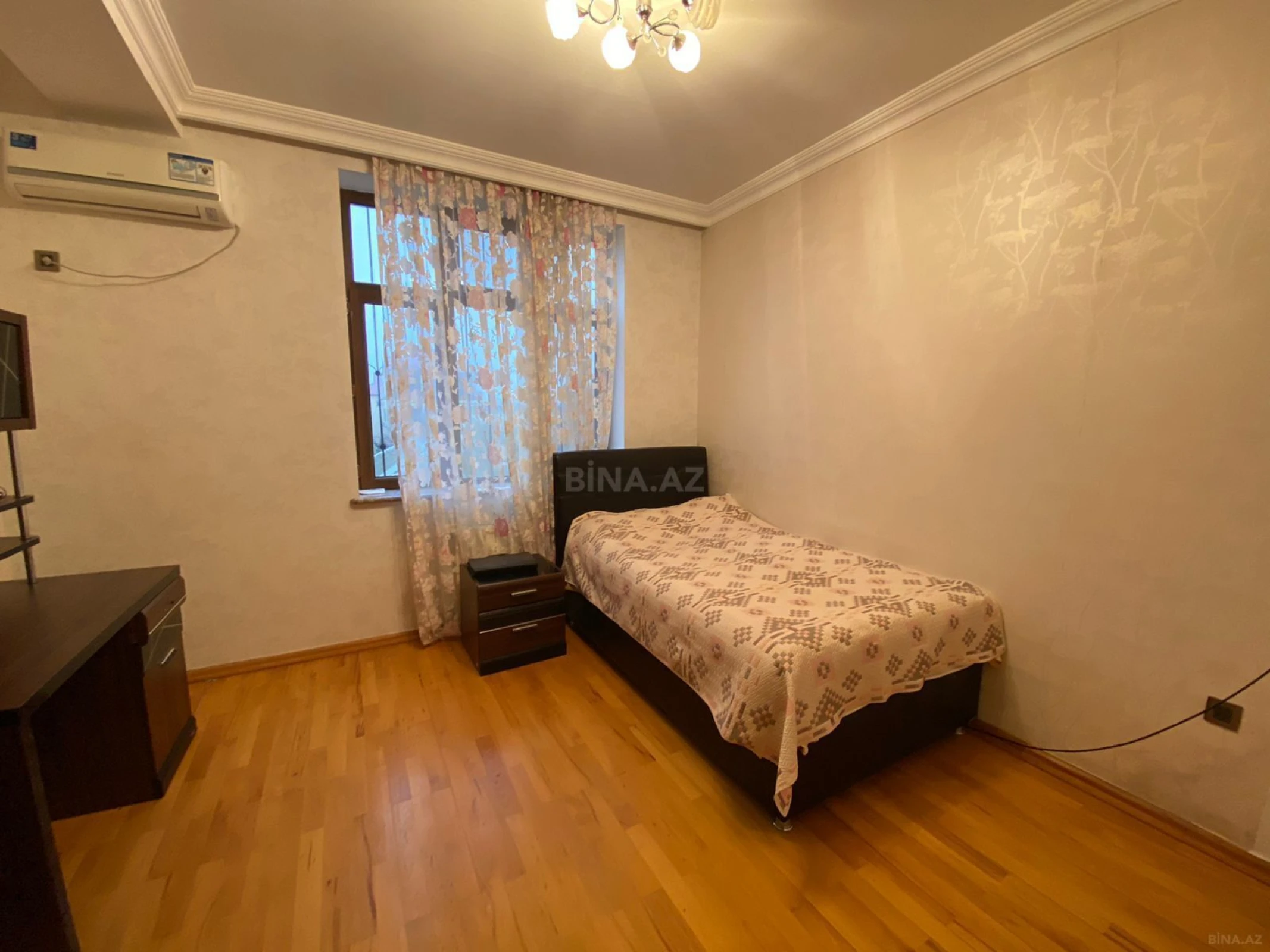 Kirayə verilir 6 otaqlı həyət evi 350 m²