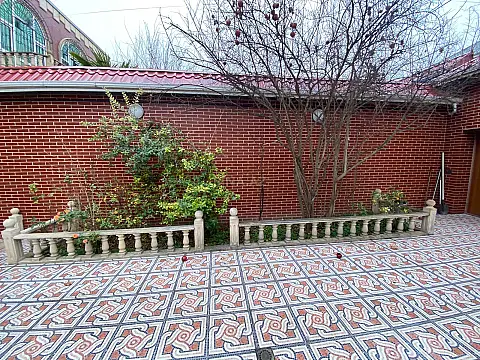 Kirayə verilir 6 otaqlı həyət evi 350 m²