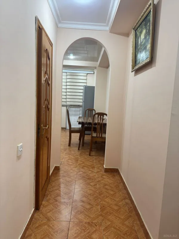 Kirayə verilir 2 otaqlı mənzil 75 m²