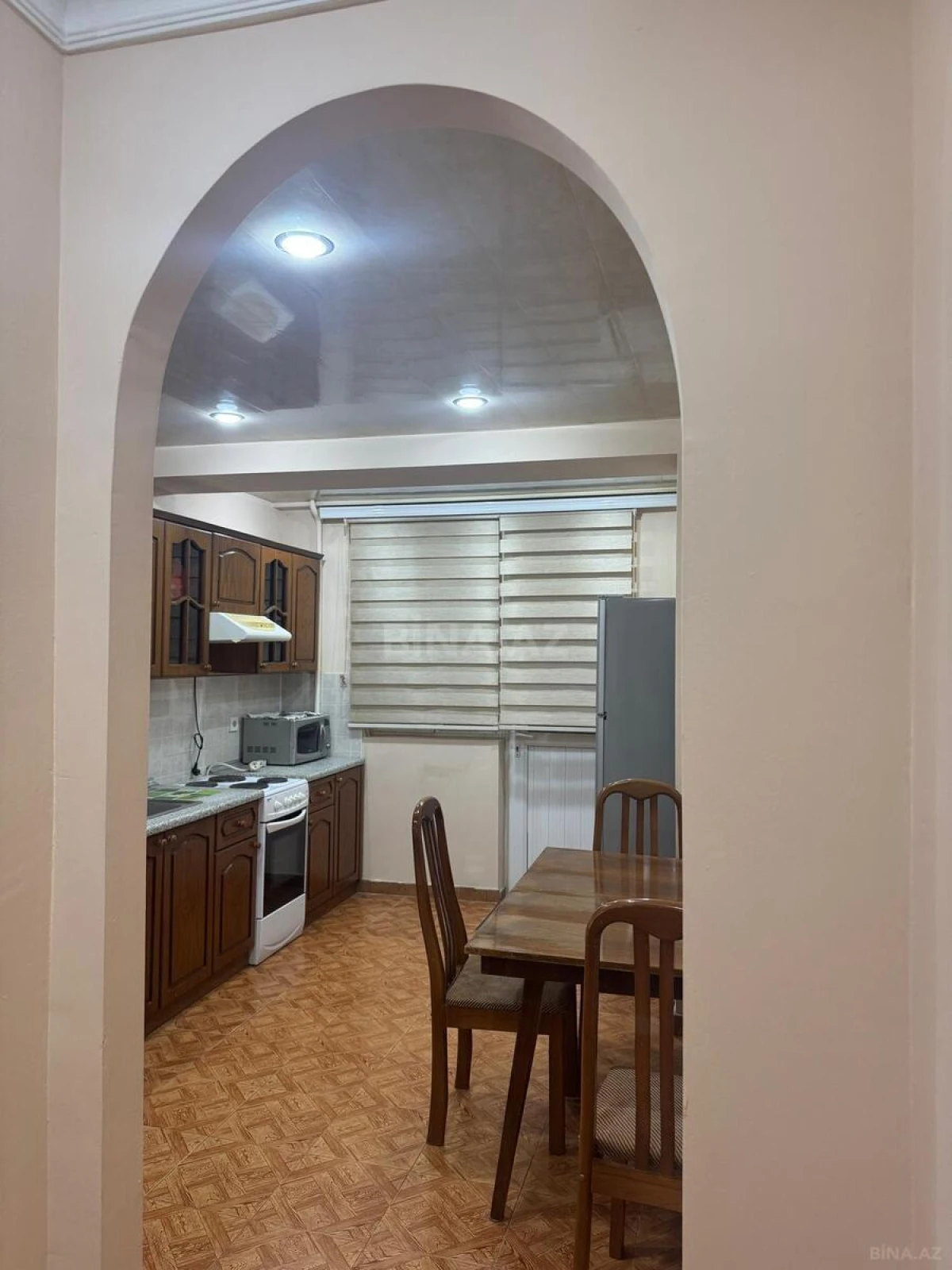 Kirayə verilir 2 otaqlı mənzil 75 m²