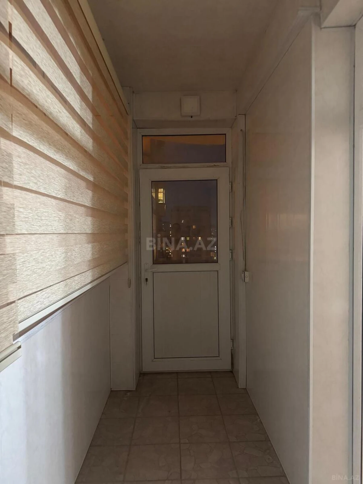 Kirayə verilir 2 otaqlı mənzil 75 m²