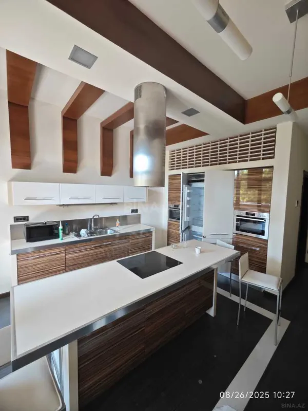 Kirayə verilir 3 otaqlı mənzil 170 m²