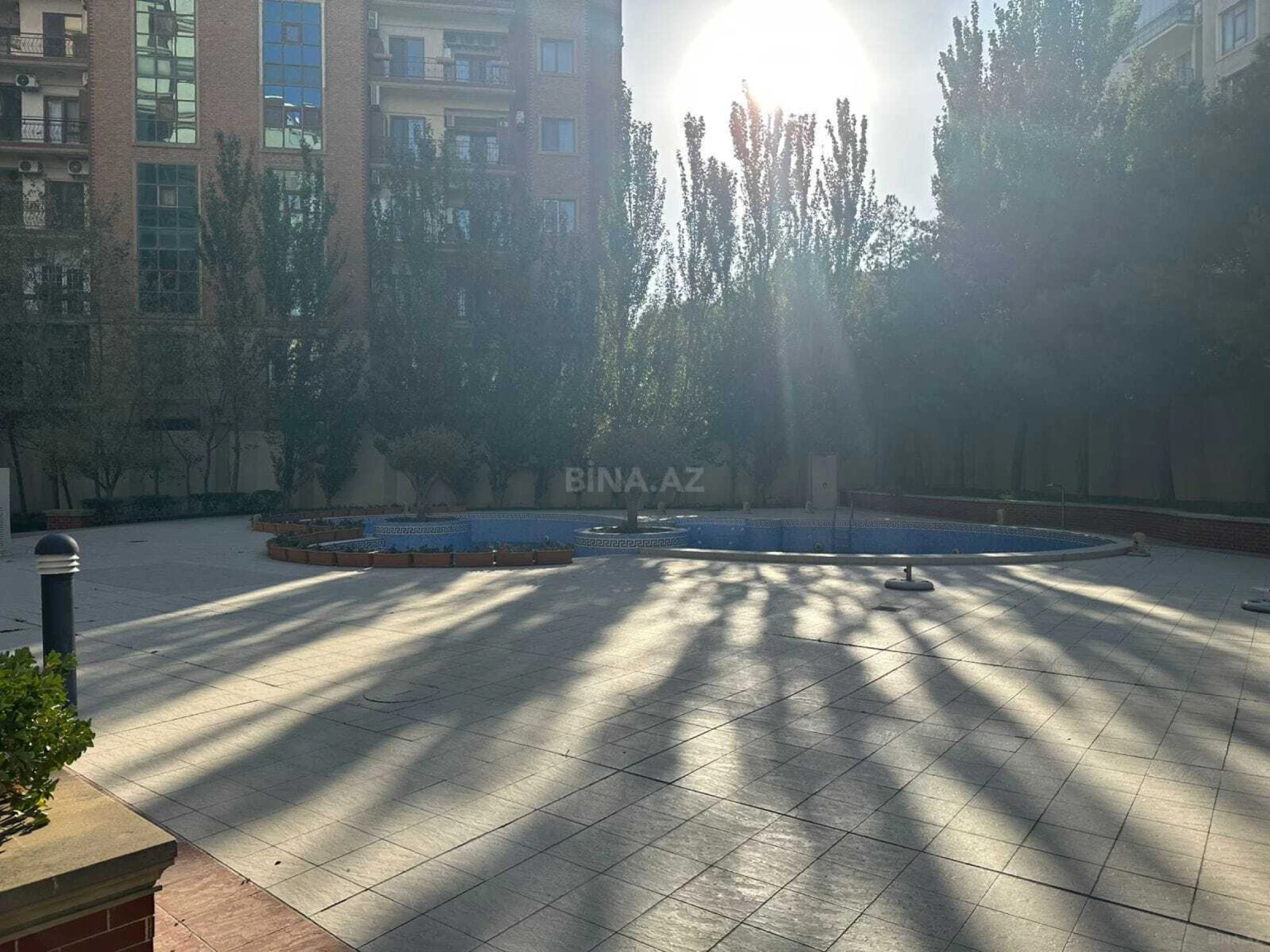 Kirayə verilir 3 otaqlı mənzil 170 m²