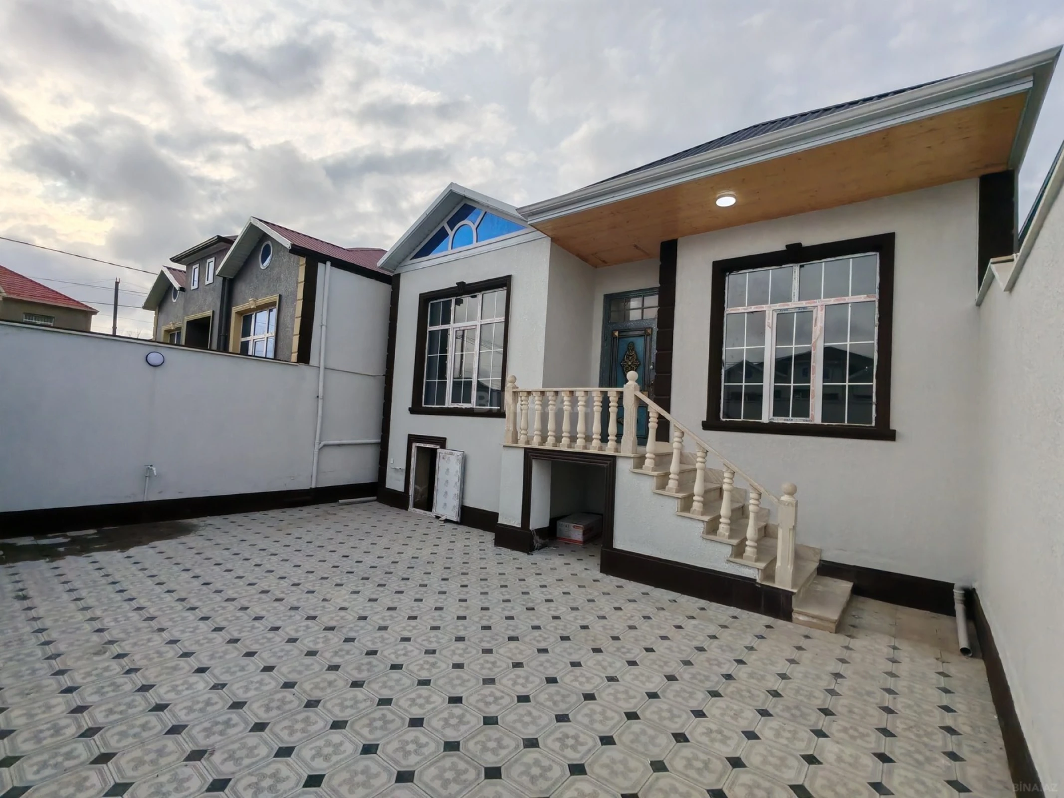 Satılır 3 otaqlı həyət evi 105 m²