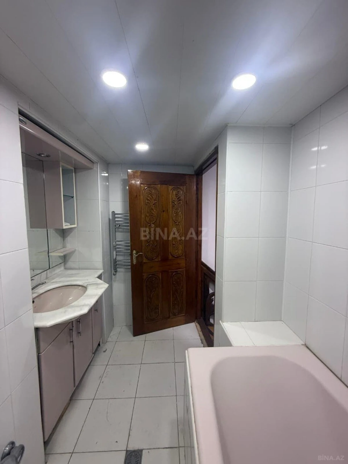 Kirayə verilir 3 otaqlı ofis 100 m²