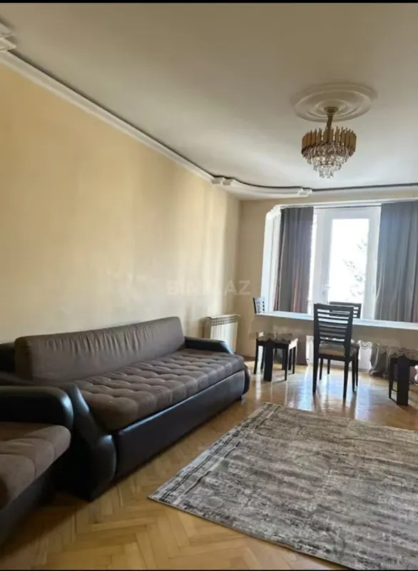 Kirayə verilir 3 otaqlı mənzil 85 m²