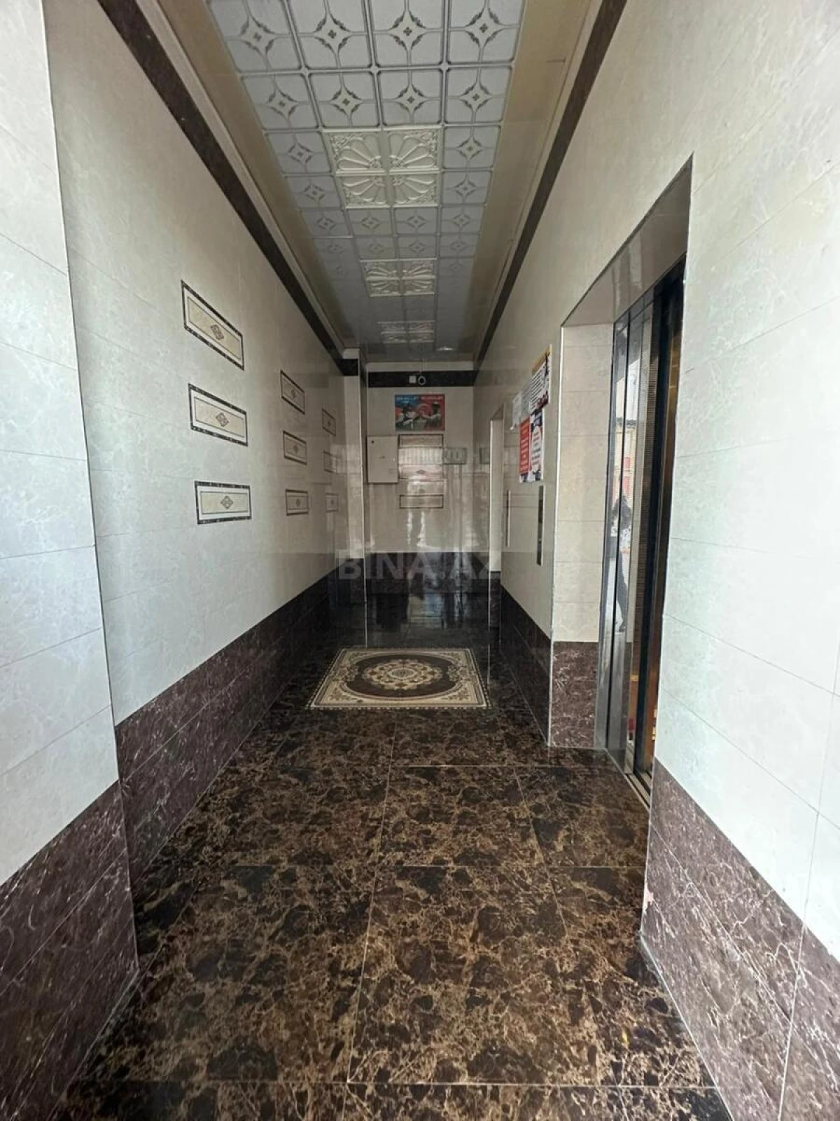 Satılır 3 otaqlı mənzil 111 m²