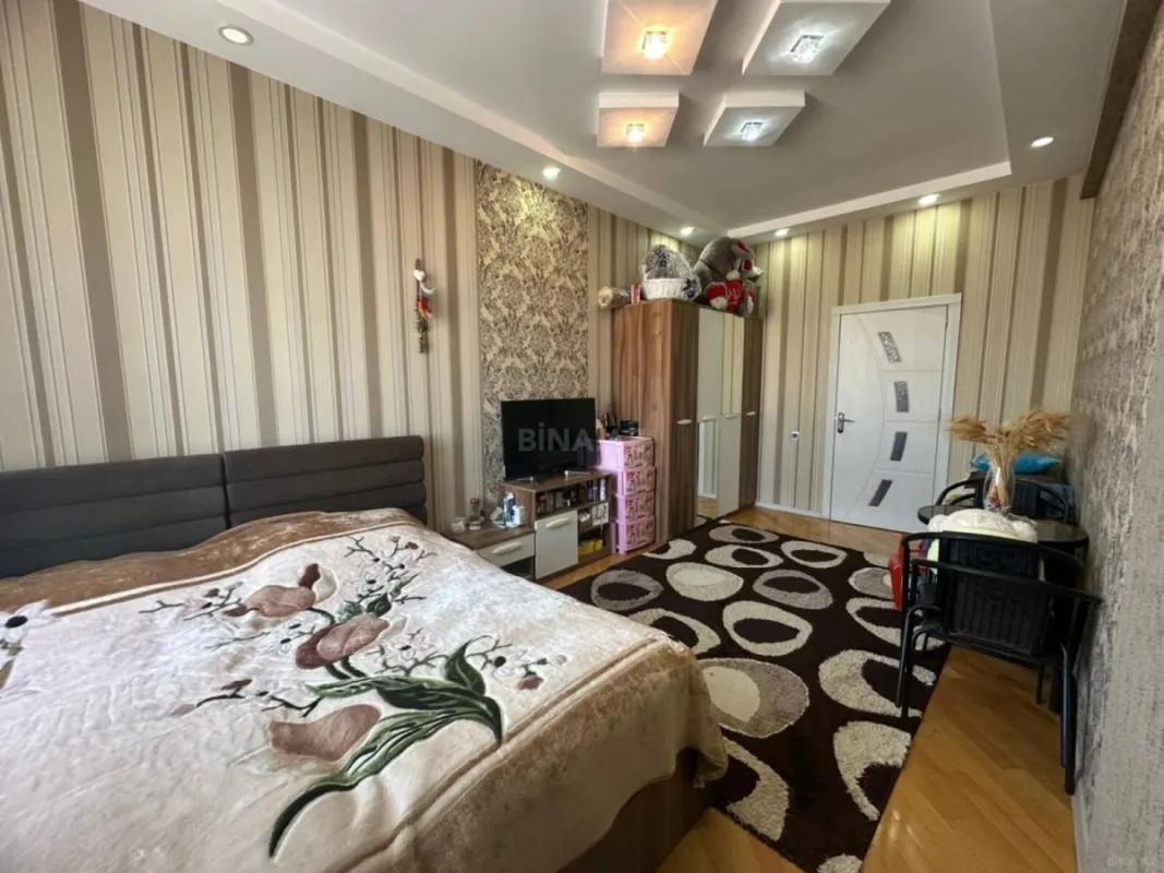 Satılır 3 otaqlı mənzil 111 m²