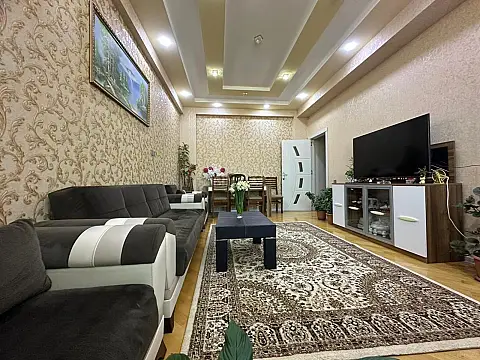 Satılır 3 otaqlı mənzil 111 m² — Bakı 3 otaq 111.00 m²