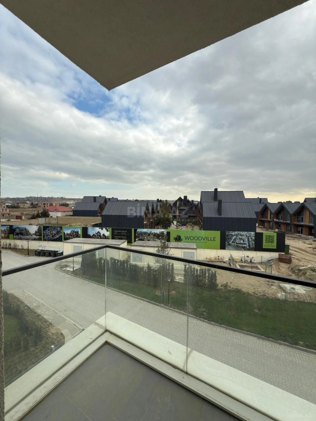 Satılır 2 otaqlı mənzil 72 m²